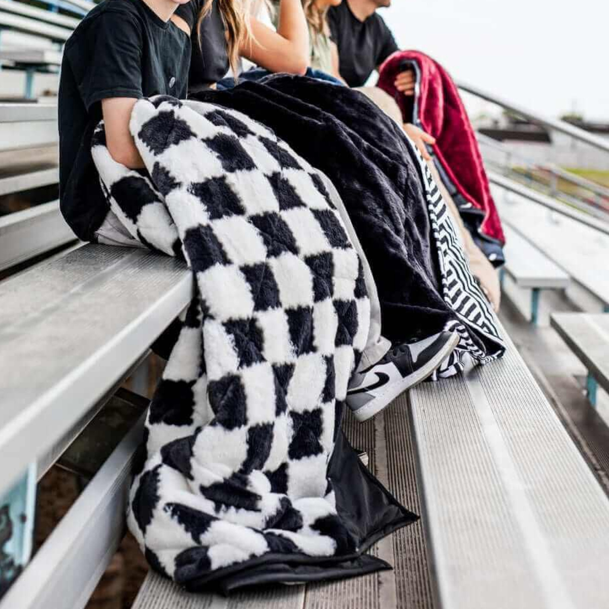 KIER Minky Everywhere Blanket - Black